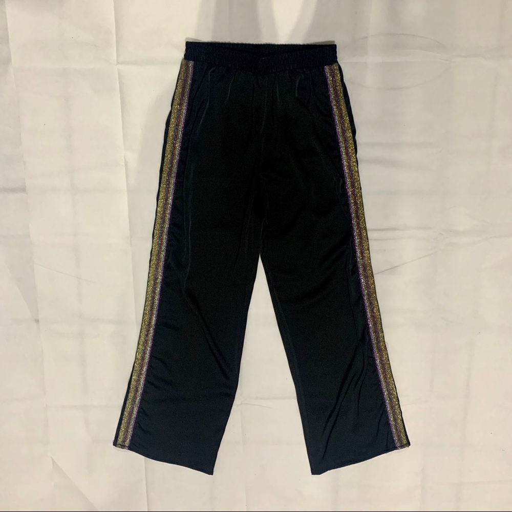 🌀 Black Wide Leg Pants